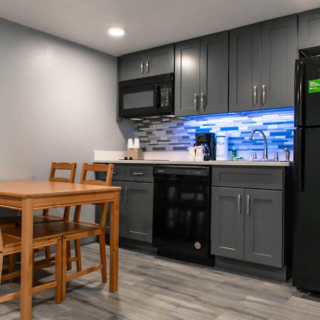 Celebration Suites Εξωτερικό φωτογραφία